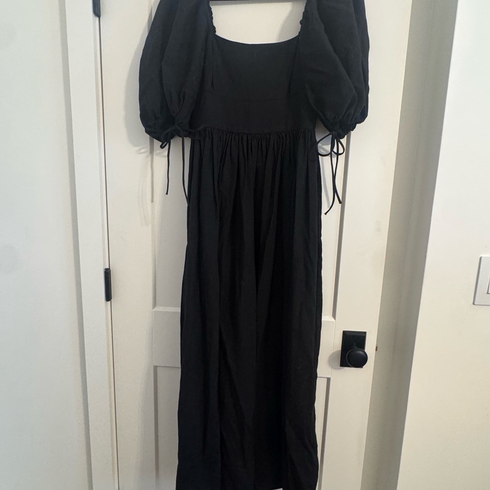 NWT Matteau Black Puff Sleeve Dress